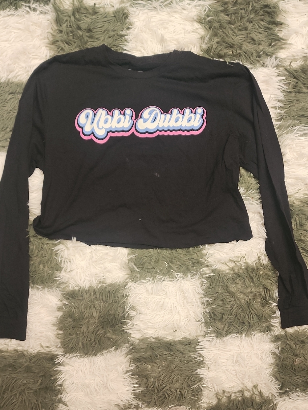 Ubbi Dubbi Cropped Long Sleeve Lineup Tee